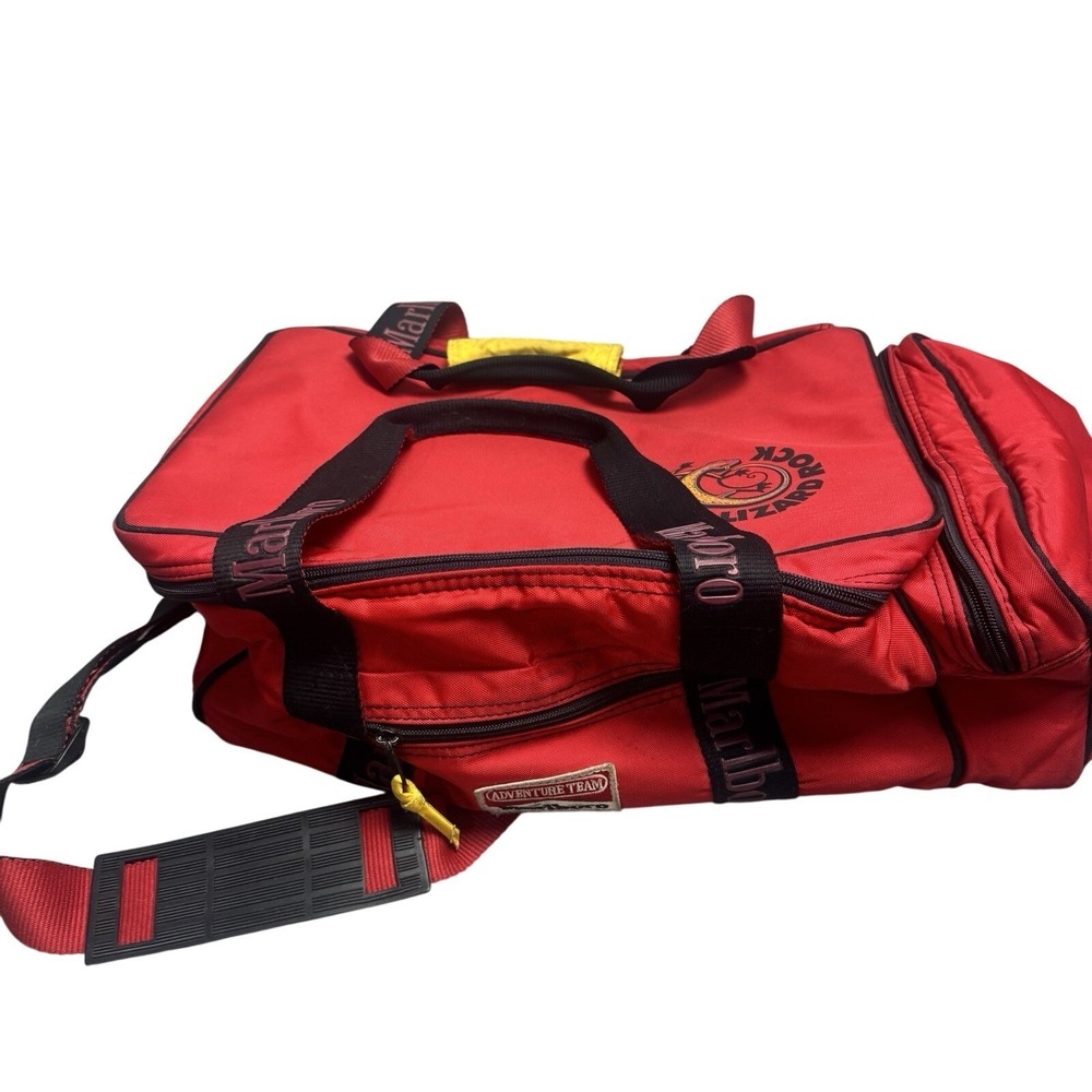 Marlboro Vintage 1992 Adventure Team Lizard Rock Insulated Cooler Duffle Bag
